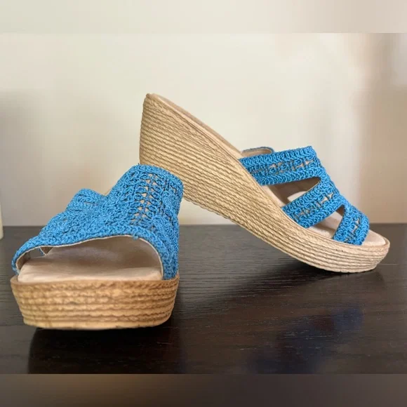 🎾Sbicca Blue Crochet Mules - Picture 3 of 9
